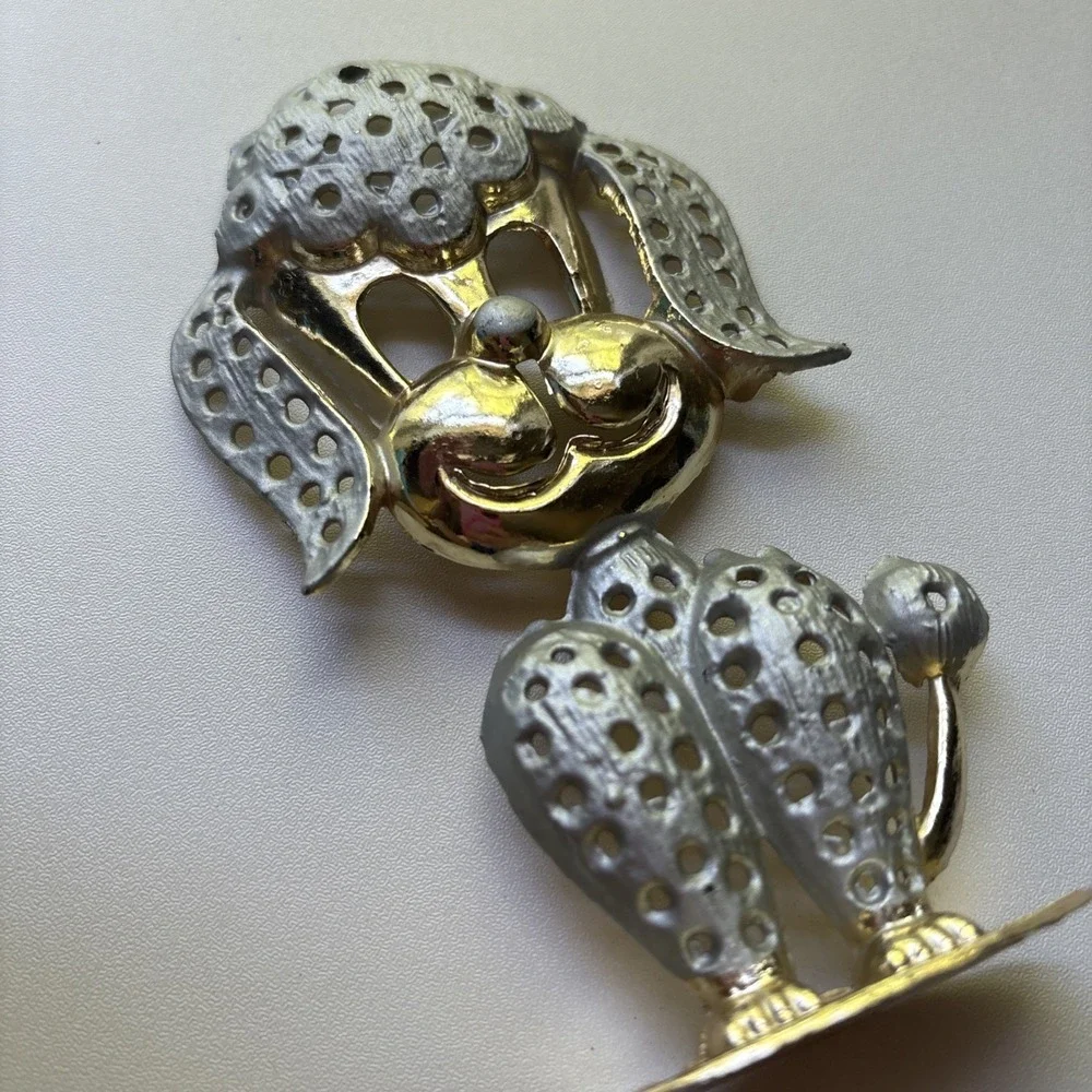 Vintage Gold Tone Metal Poodle Earring Holder/Stand